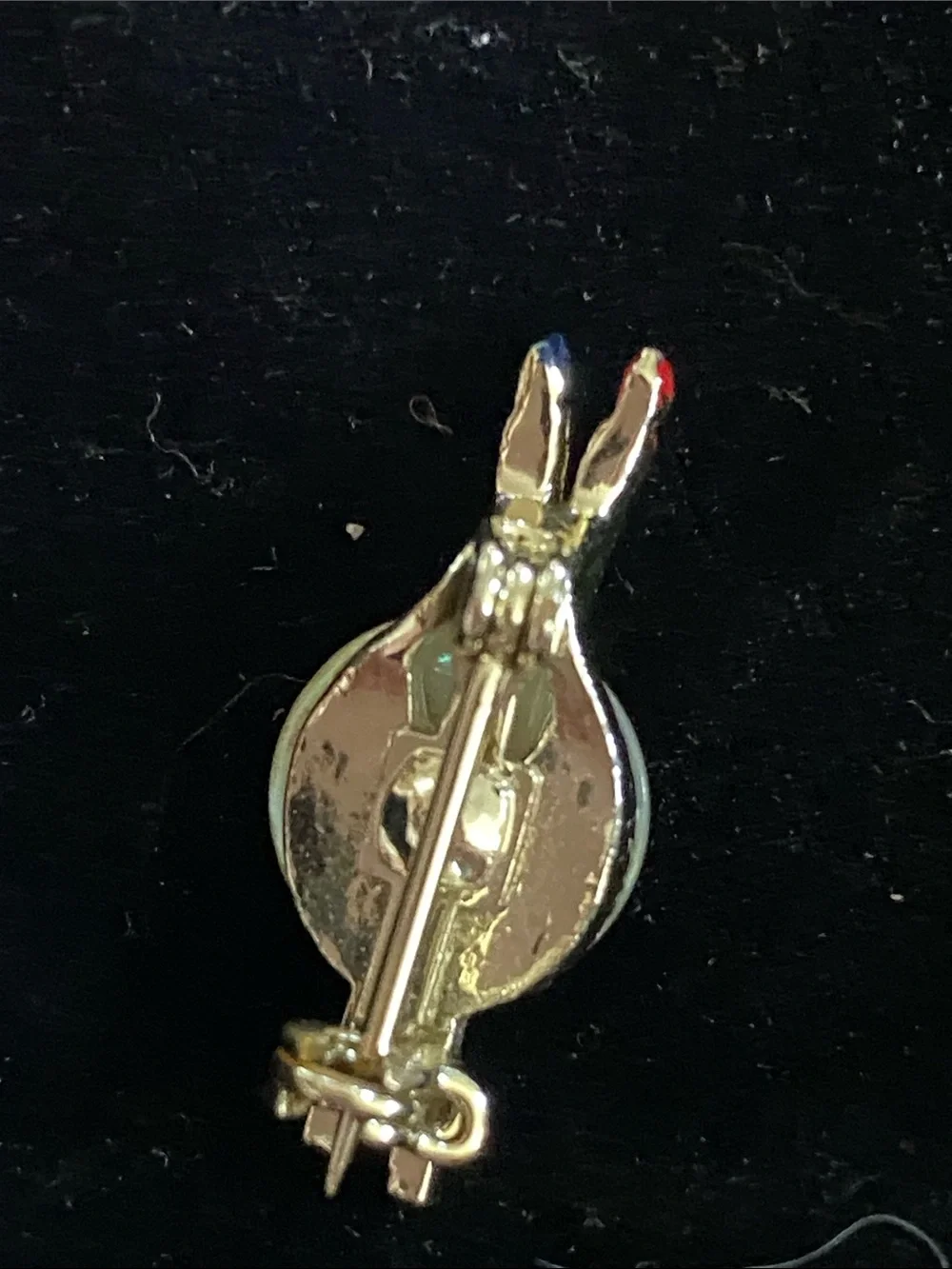 Small artist palette brooch mother of pearl pin accent or tie tac silver tone